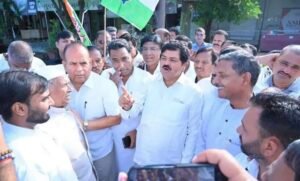 वोट बचाओ-देश बचाओ अभियान: गणेश गोदियाल के नेतृत्व में कांग्रेस का सुप्रीम कोर्ट कूच, मुख्य निर्वाचन आयुक्त के इस्तीफे की मांग